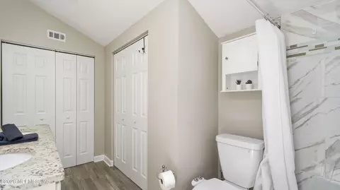 Bath - 3904 Windjammer Ln, Saint Augustine, FL 32084 photo 6 of 6
