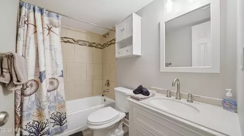 Bath - 3904 Windjammer Ln, Saint Augustine, FL 32084 photo 1 of 6