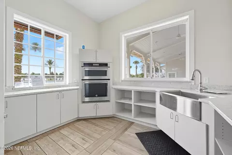 Kitchen - 431 Bluejack Ln, Saint Augustine, FL 32095 photo 9 of 9