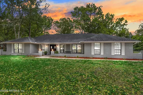 10428 Crystal Springs Rd, Jacksonville, FL 32221