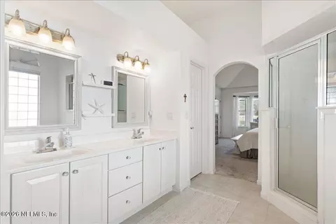 Bath - 903 Garrison Dr, Saint Augustine, FL 32092 photo 3 of 9