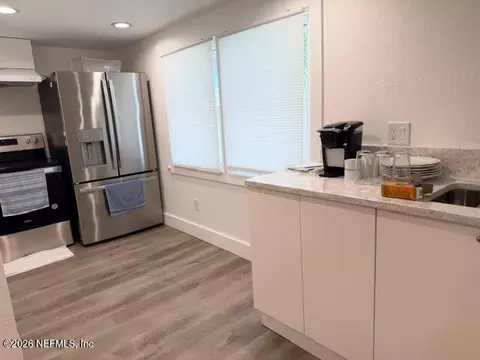 Kitchen - 102 Zoratoa Ave, Saint Augustine, FL 32080 photo 4 of 4