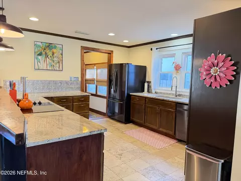 Kitchen - 102 Zoratoa Ave, Saint Augustine, FL 32080 photo 3 of 4