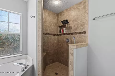 Bath - 821 Crystal Spring Way, Saint Augustine, FL 32092 photo 6 of 8