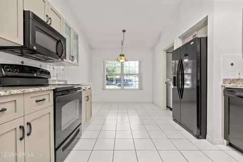 Kitchen - 548 Domenico Cir, Saint Augustine, FL 32086 photo 1 of 3