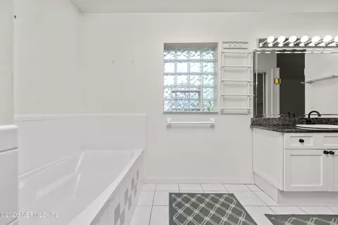 Bath - 548 Domenico Cir, Saint Augustine, FL 32086 photo 4 of 6