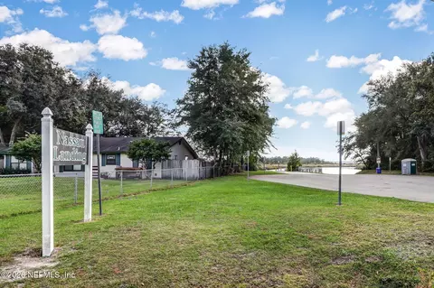 Exterior - 75125 Edwards Rd, Yulee, FL 32097 photo 19 of 20
