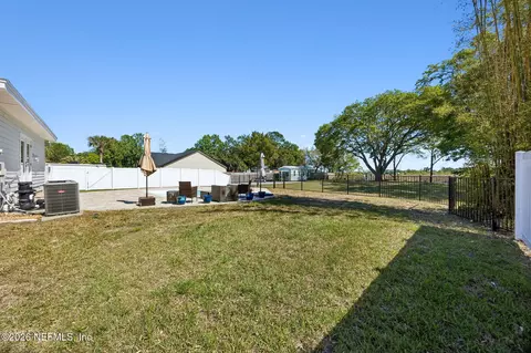 Exterior - 75125 Edwards Rd, Yulee, FL 32097 photo 10 of 20