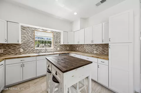 Kitchen - 75125 Edwards Rd, Yulee, FL 32097 photo 1 of 4