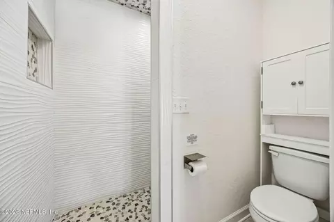 Bath - 75125 Edwards Rd, Yulee, FL 32097 photo 1 of 1