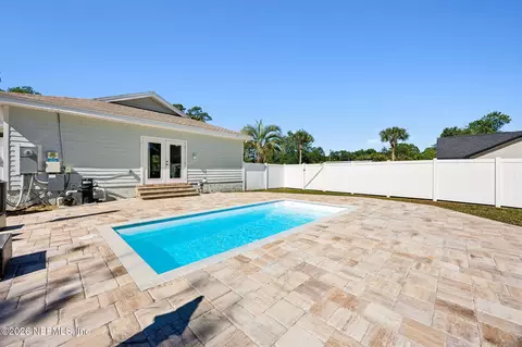 Exterior - 75125 Edwards Rd, Yulee, FL 32097 photo 7 of 20