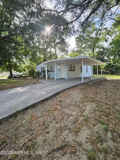 6759 Brandemere Rd S, Jacksonville, FL 32211