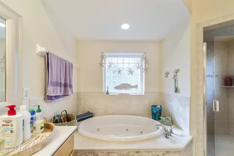 Bath - 1753 Castile St, Saint Augustine, FL 32080 photo 5 of 6