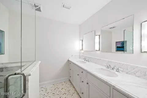Bath - 1271 E Coast Dr, Atlantic Beach, FL 32233 photo 2 of 9