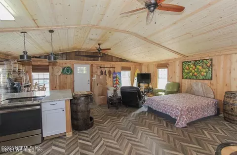 6 S Whitney St, Saint Augustine, FL 32084