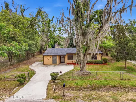 5112 110th St, Jacksonville, FL 32244