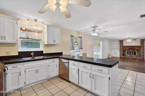 Kitchen - 564 Gulfstream Trl E, Orange Park, FL 32073 photo 1 of 2