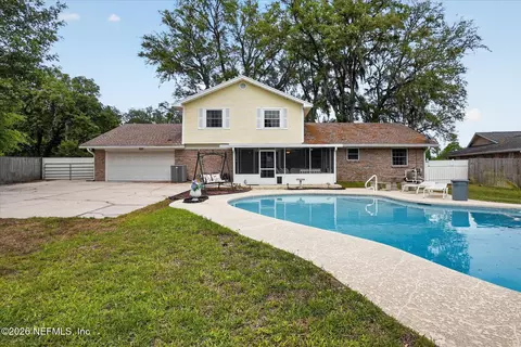Exterior - 564 Gulfstream Trl E, Orange Park, FL 32073 photo 3 of 4