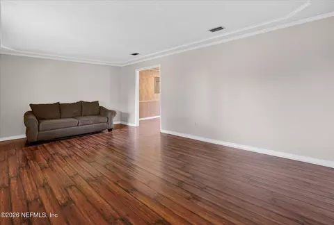 Living - 564 Gulfstream Trl E, Orange Park, FL 32073 photo 3 of 4