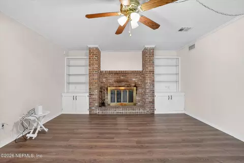 Living - 564 Gulfstream Trl E, Orange Park, FL 32073 photo 1 of 4