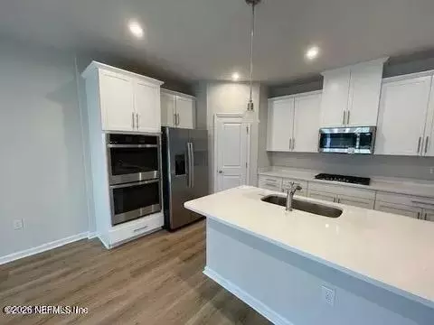 Kitchen - 155 Tower Ct, Saint Augustine, FL 32092 photo 2 of 3