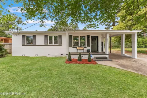 10264 Swarthmore Dr, Jacksonville, FL 32218