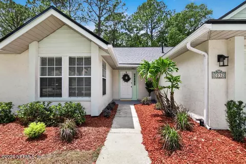 2032 St Martins Dr W, Jacksonville, FL 32246