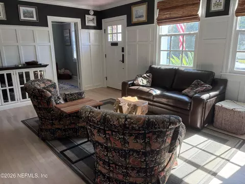 Living - 40 N St Augustine Blvd, Saint Augustine, FL 32080 photo 2 of 2