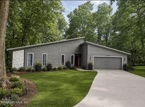 3418 Grand Teton Ln, Jacksonville, FL 32223