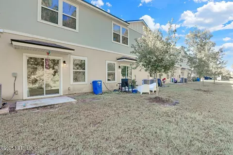 Exterior - 201 Talulla Trl, Saint Augustine, FL 32095 photo 4 of 8