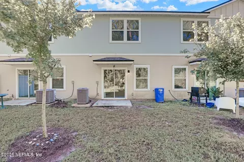 Exterior - 201 Talulla Trl, Saint Augustine, FL 32095 photo 5 of 8