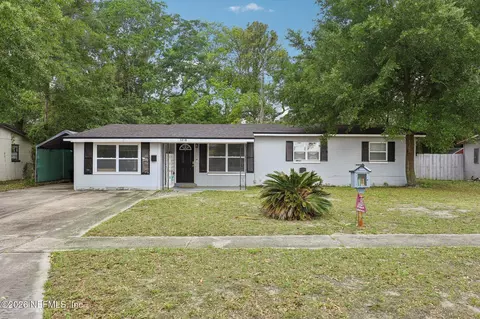 3218 Dalehurst Dr W, Jacksonville, FL 32277