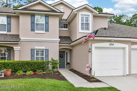 1720 Cross Pines Dr, Fleming Island, FL 32003