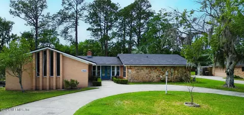 7620 Duclay Forest Dr W, Jacksonville, FL 32244