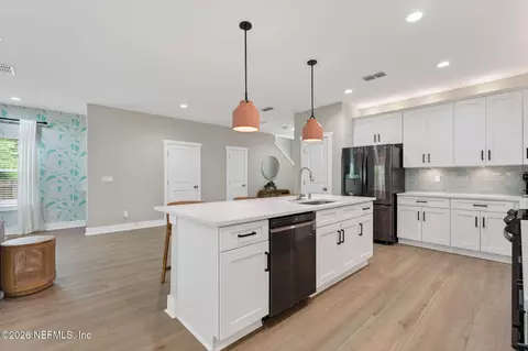 Kitchen - 502 Twenty-first St, Saint Augustine, FL 32084 photo 9 of 14