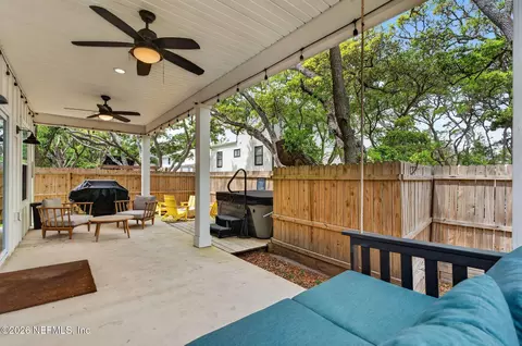 Exterior - 502 Twenty-first St, Saint Augustine, FL 32084 photo 7 of 9