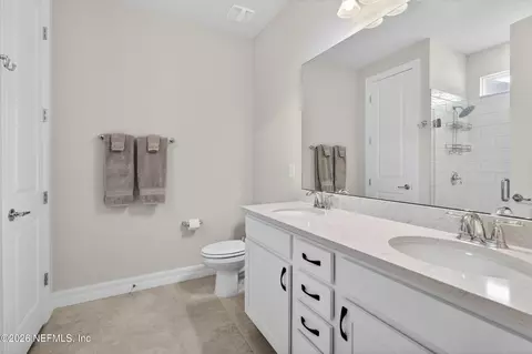 Bath - 179 Myrtle Oak Ct, Saint Augustine, FL 32092 photo 2 of 3