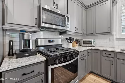 Kitchen - 179 Myrtle Oak Ct, Saint Augustine, FL 32092 photo 3 of 6