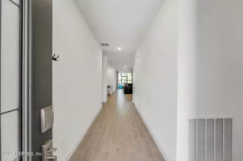 Entry Way - 25 Neighbor Ct, Saint Augustine, FL 32092 photo 1 of 2
