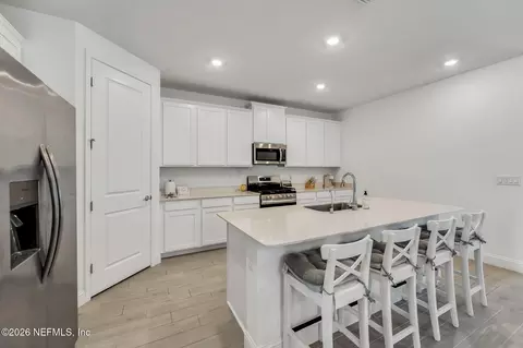 Kitchen - 25 Neighbor Ct, Saint Augustine, FL 32092 photo 1 of 4