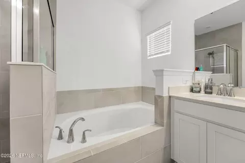 Bath - 25 Neighbor Ct, Saint Augustine, FL 32092 photo 3 of 5