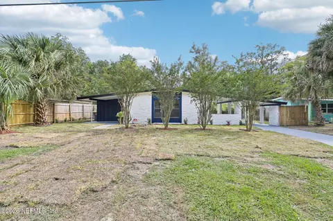 5444 Keystone Dr S, Jacksonville, FL 32207