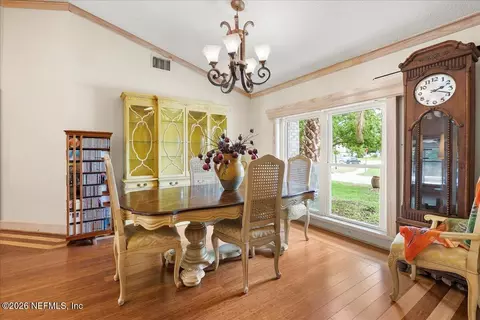 2504 Winding Springs Ct, Jacksonville, FL 32246