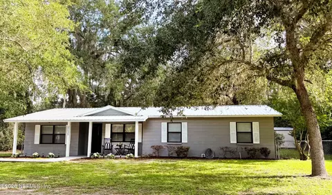 22620 SE Hawthorne Rd, Hawthorne, FL 32640