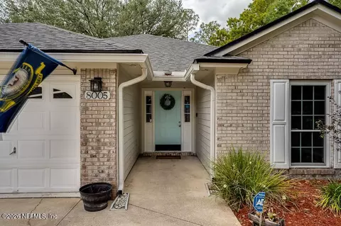 8005 Macinnes Dr, Jacksonville, FL 32244