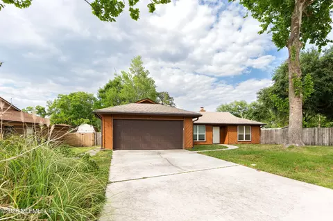 8339 Pepperwood Ct, Jacksonville, FL 32244