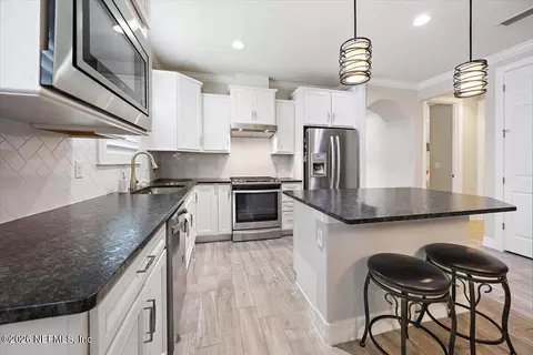 Kitchen - 86 Rock Spring Loop, Saint Augustine, FL 32095 photo 3 of 6