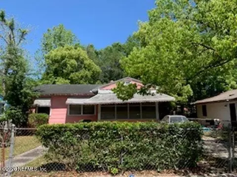 1565 W 27th St, Jacksonville, FL 32209