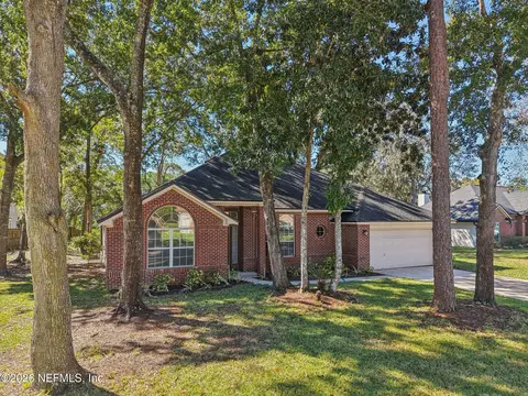 208 Honeysuckle Way, Saint Johns, FL 32259