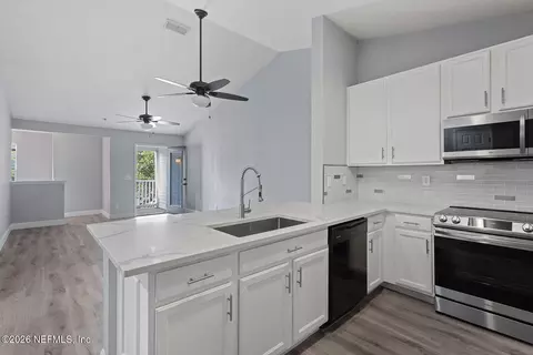 575 Oakleaf Plantation Pkwy #1310, Orange Park, FL 32065